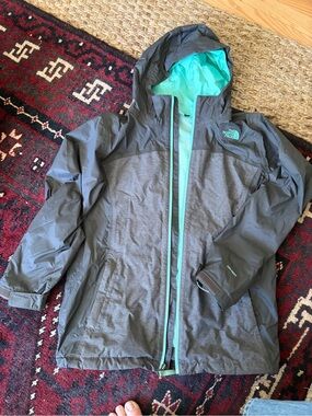 The North Face girls xl Gray Jacket with Teal Lining
